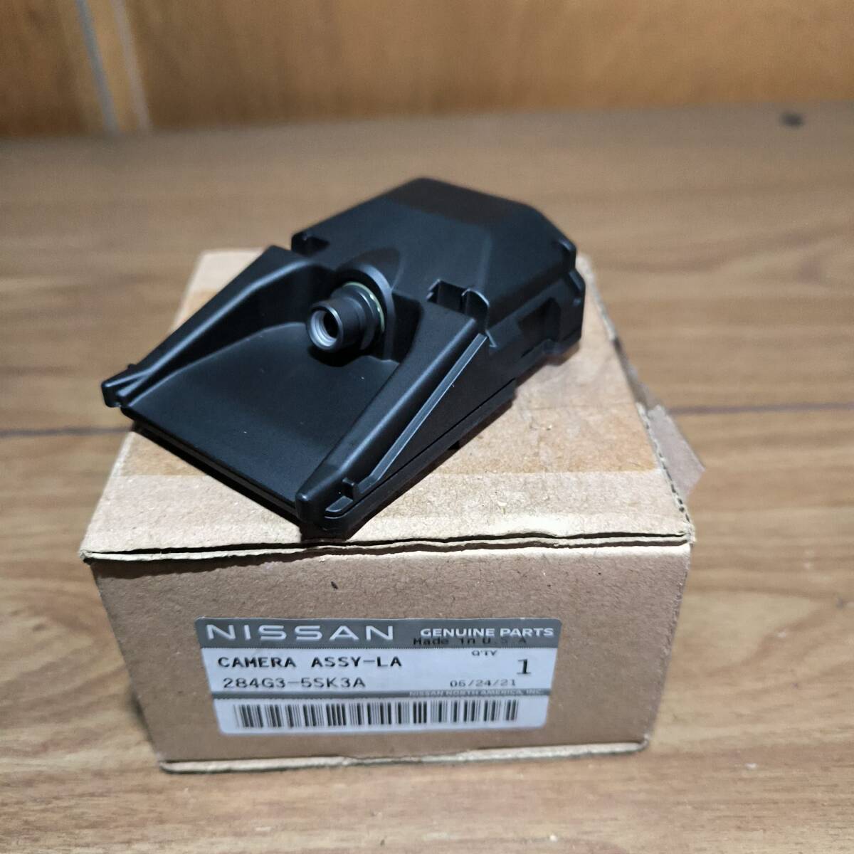 日産 CAMERA ASSY-LA 284G3-5SK3A リーフ？ フロントカメラ