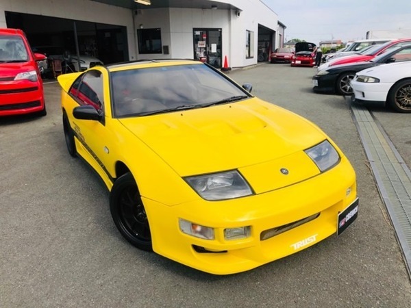 フェアレディZ 3.0 300ZX ツインターボ 2シーター Tバールーフ ライトニングイエロー/テイン車高調