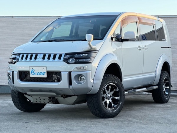デリカD：5 2.2 D パワーパッケージ ディーゼルターボ 4WD ディーゼル　4WD　8人乗　リフトアップ