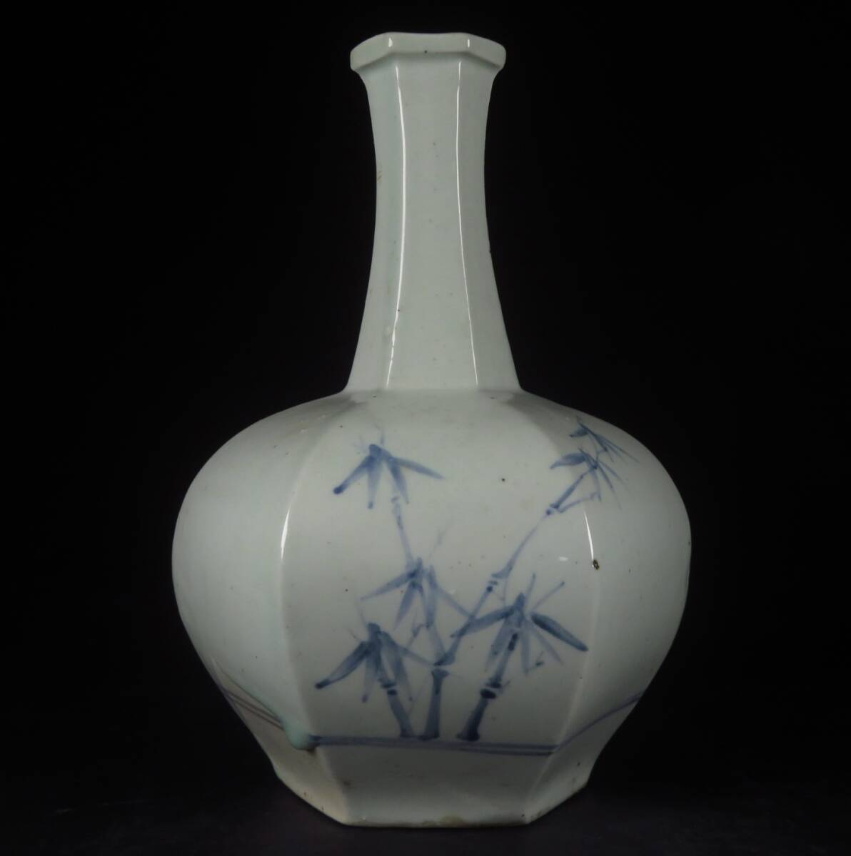 【SAKURAYA】コレクター委託品【李朝 染付笹竹文六面取瓶】青花 花瓶 時代物 朝鮮古美術 朝鮮古陶磁 高麗 面取 骨董品 古美術品 高さ27cm