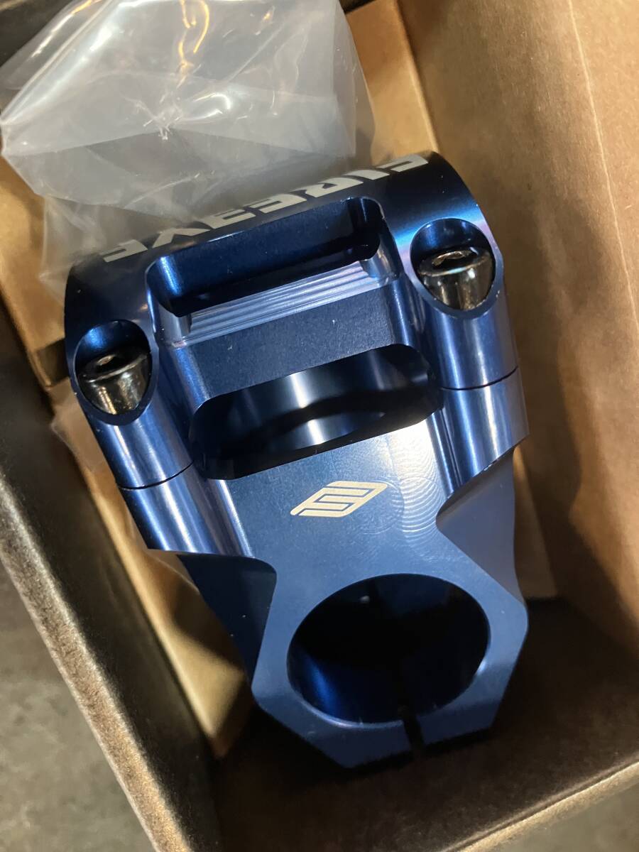 新品未使用ファイヤーアイmtbアルミステム40ｍｍ31.8クランプfireeye トムソン　DABOMB グラベルBMX ファットバイク