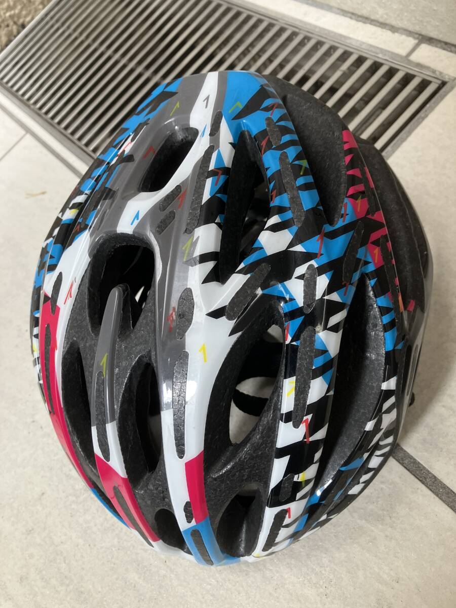 美品OGK KABUTO ロードバイク　helmet　FLAIR　L/XL　ヘルメット　オージーケー　自転車　軽量