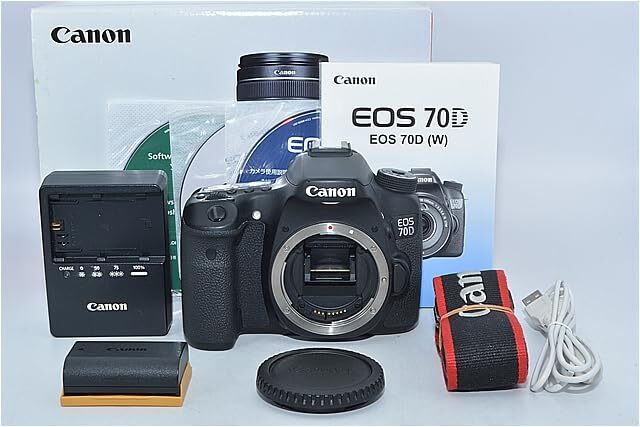 652★美品★Canon デジタル一眼レフカメラ EOS70D ボディ ブラック EOS70D