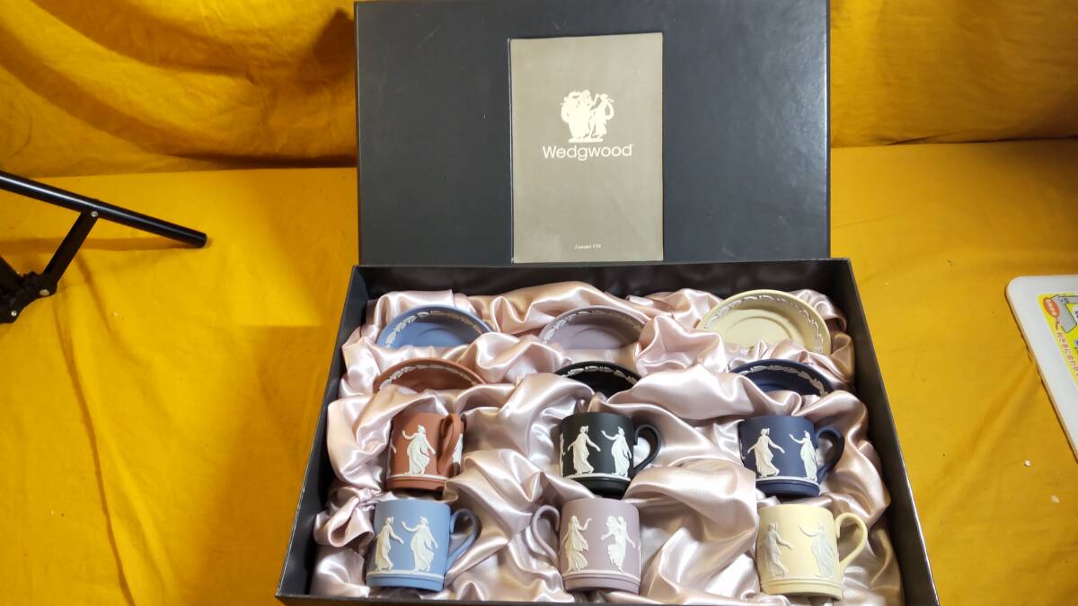 【A006】美品 wedgwood ウェッジウッド ジャスパー ダンシングアワー デミタス カップ& ソーサー 6客セット 色違い 箱付き