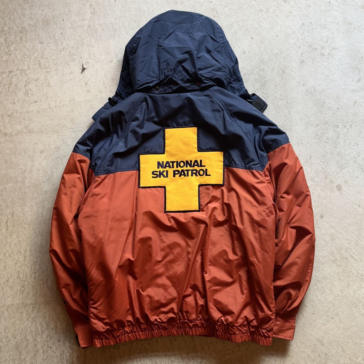 【USA製】80s 90s THE NORTH FACE NATIONAL SKI PATROL ザノースフェイス スキーパトロール マウンテンジャケット 中綿 L アメリカ製 希少