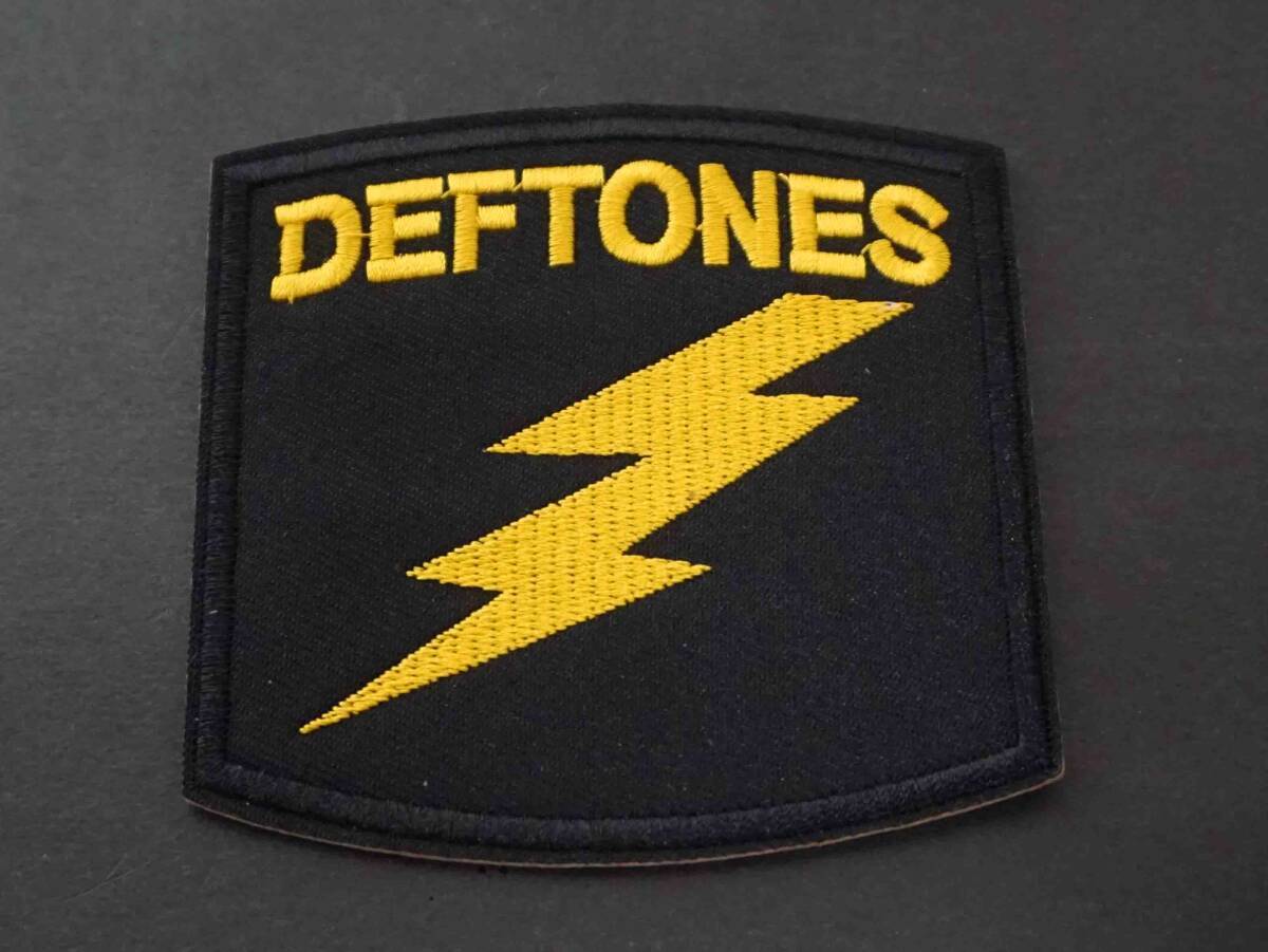 《黒黄DF稲妻》//新品 DEFTONES/デフトーンズ アメリカ バンド 刺繍ワッペン◆ 音楽 ミュージック◇サバゲー・ミリタリー◎激シブ