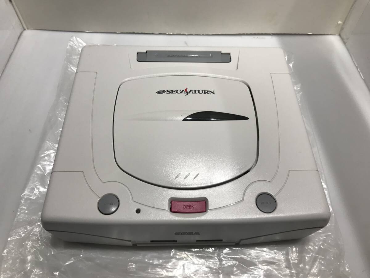 SEGASATURN セガサターン HST-3220 本体のみ　中古美品G112