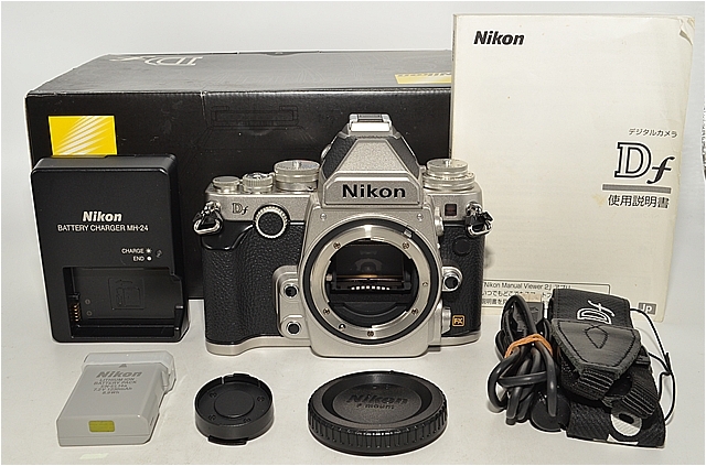【898ショットの特上品】 Nikon ニコン Df シルバーDFSL　＃8905
