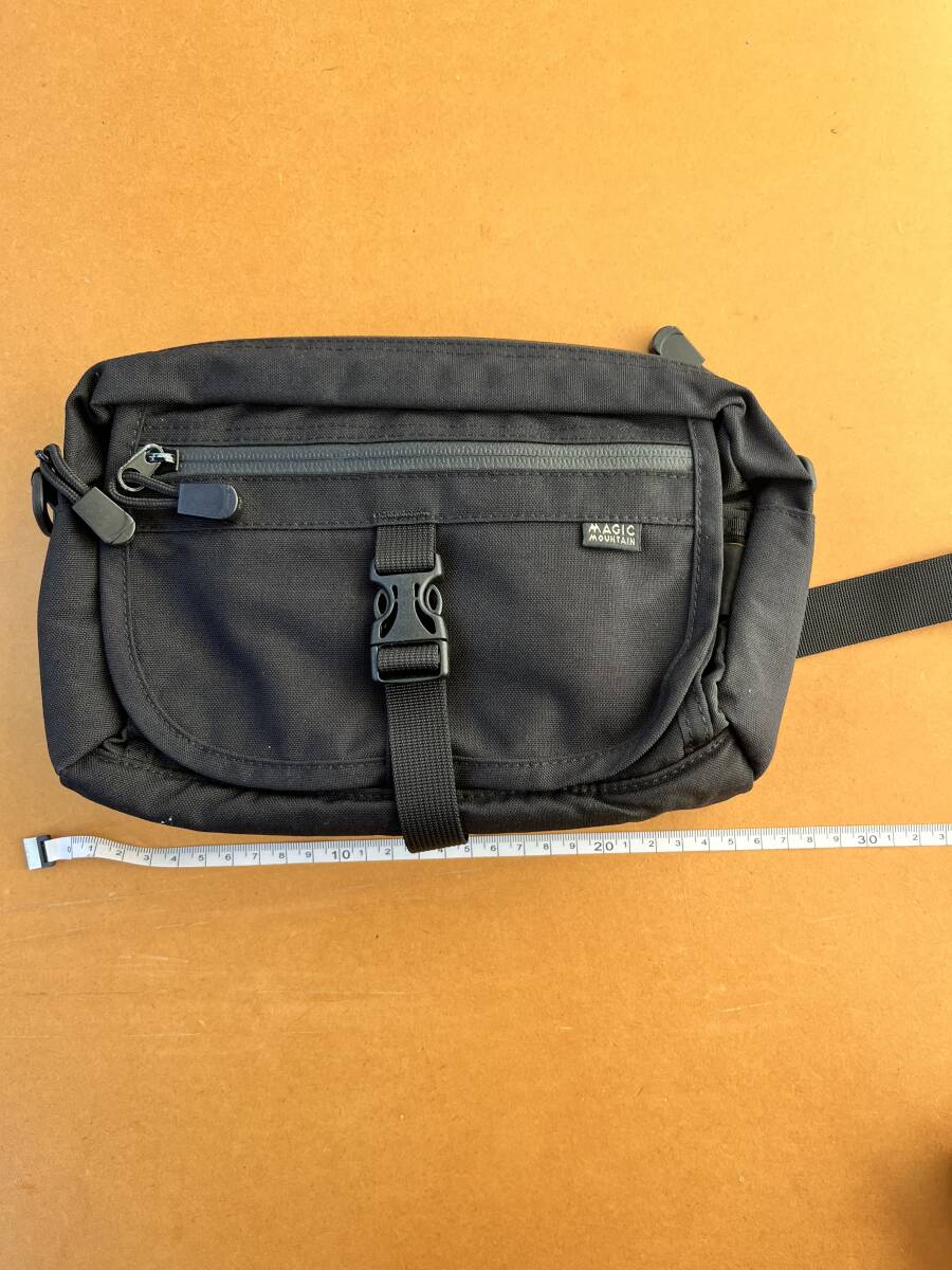 Magic mountain ショルダー/ウエストバッグ
