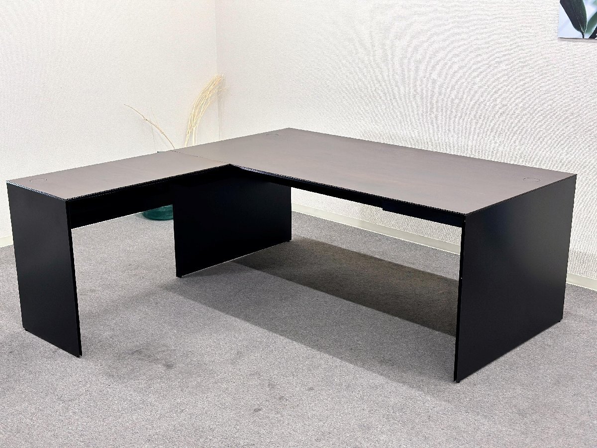 即納！Cassina ixc.■AIR FRAME 3009/エアーフレーム　エグゼクティブデスク　左サイドデスク付き　L型　トレー付属　オフィス★埼玉発送