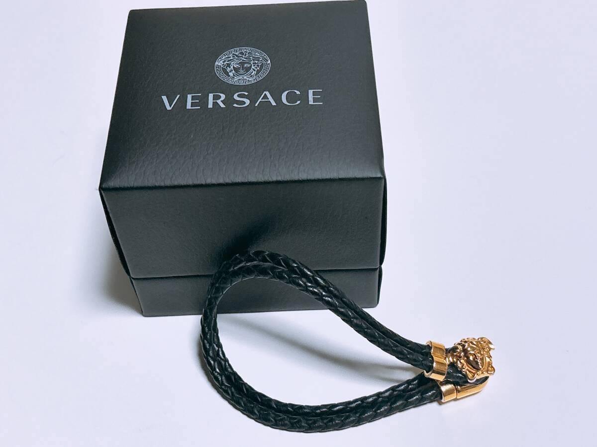 ★美品 VERSACE ヴェルサーチ メデューサ 2連 ブレスレット レザー 編みこみ 