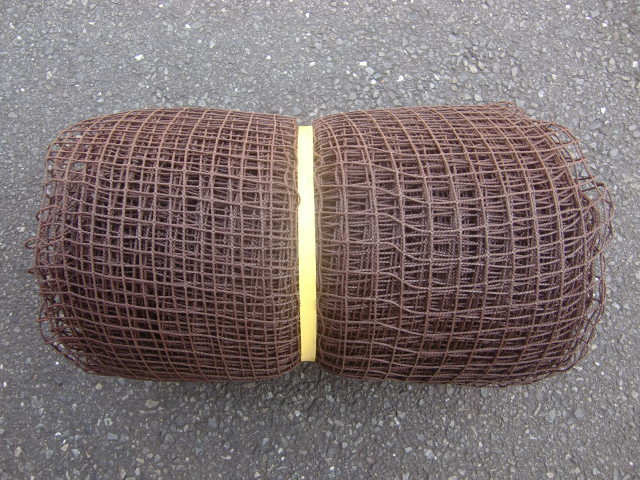 ネット　７，２ｍ×２，２ｍ