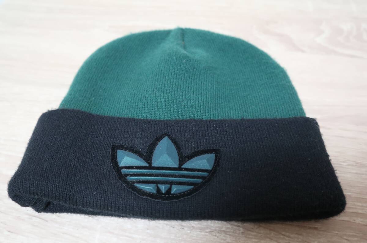 ☆ヴィンテージ アディダス ニット帽☆adidas☆デサント製