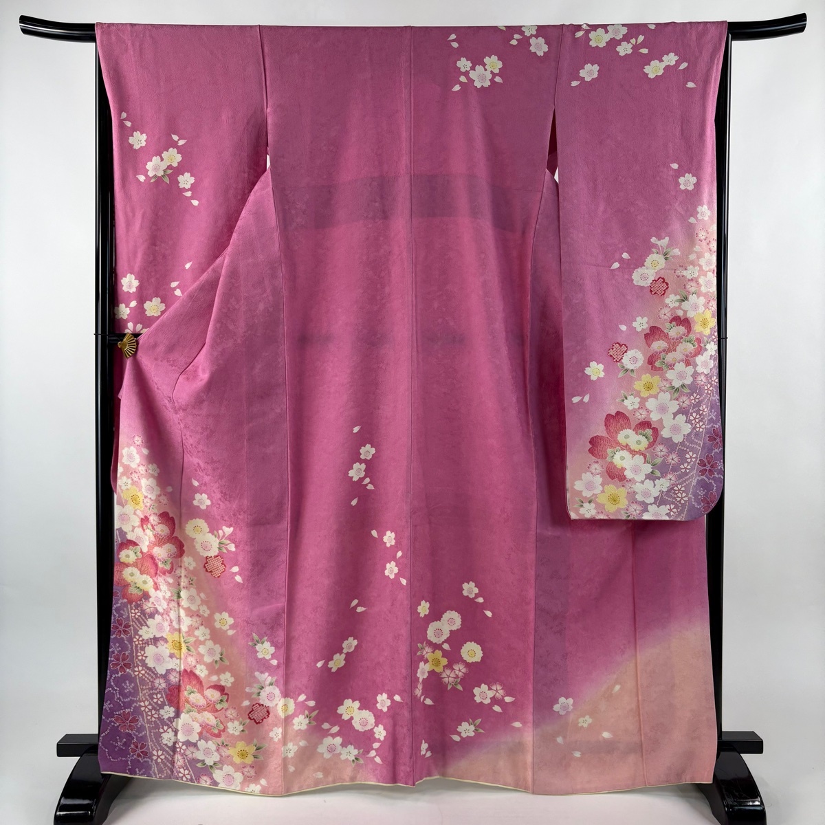 【在庫一掃】 【美品】 振袖 身丈165.5cm 裄丈66.5cm M 袷 桜 菊 金彩 ぼかし ピンク 正絹 名品 【中古】