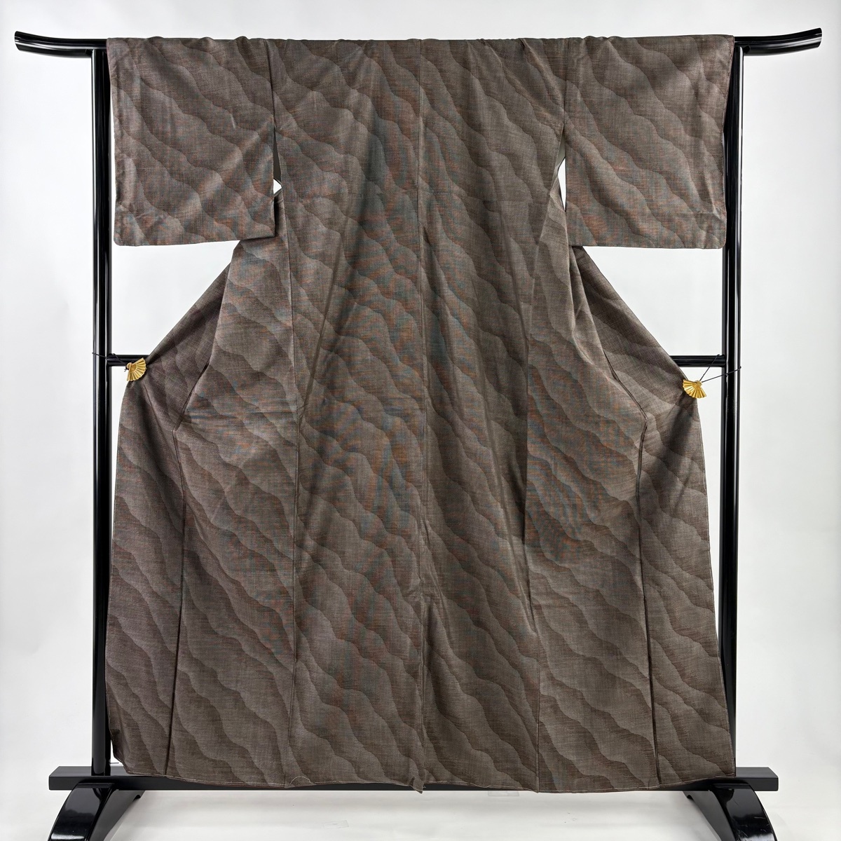 紬 身丈160.5cm 裄丈65cm M 袷 幾何学模様 焦茶色 正絹 秀品 【中古】