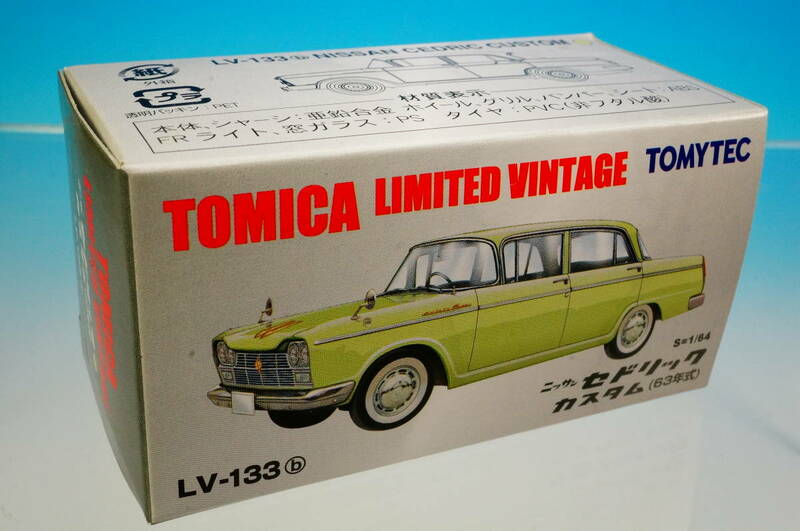 TOMYTEC TOMICA LIMITED VINTAGE LV-133b NISSAN CEDRIC CUSTOM S=1/64