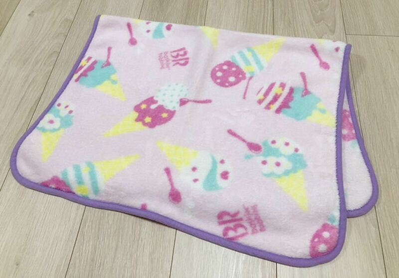 ☆ミニブランケット☆アイスクリーム柄 ピンク サーティワン 毛布 赤ちゃん 幼児 お昼寝 寝具 ひざ掛け マイクロファイバー baskin robbins