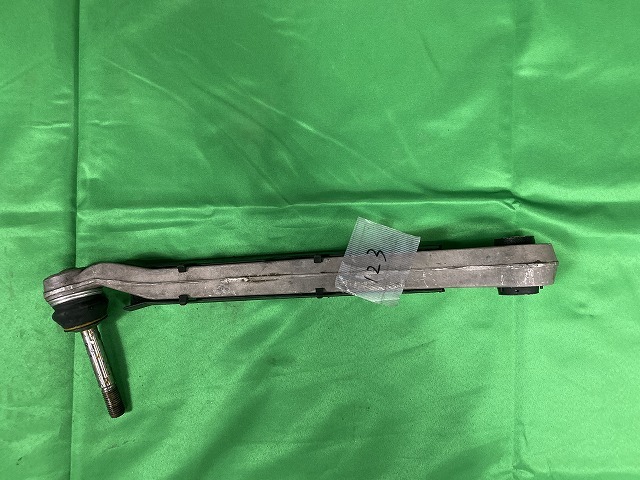 993リア　ロア　コントロールアーム　中古