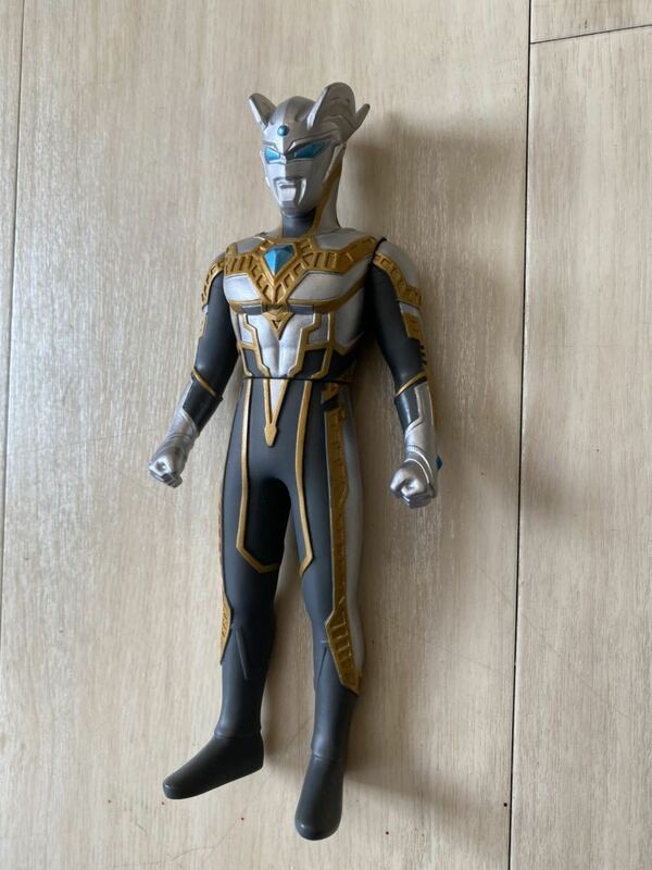 シャイニングウルトラマンゼロ　ソフビ　17センチ　廃盤サイズ　中古　BANDAI