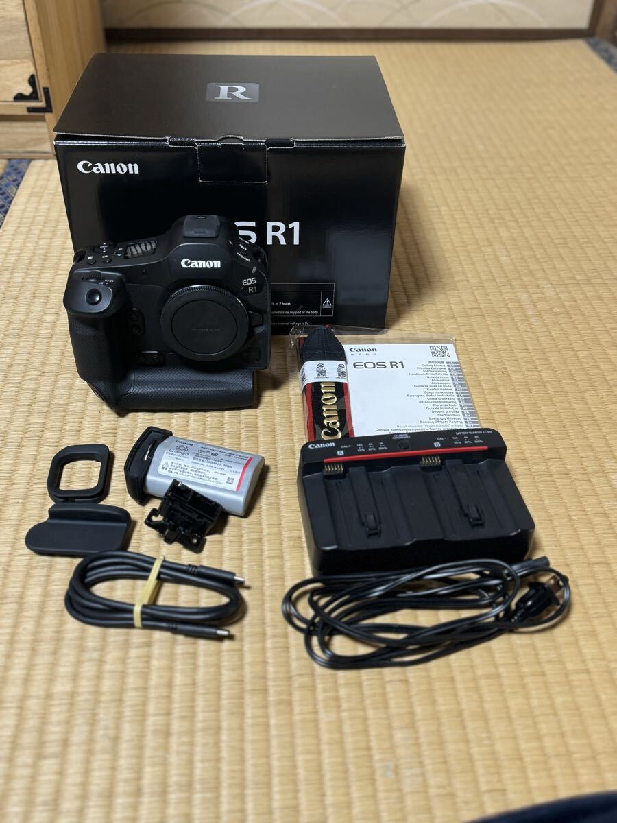 中古　eos r1