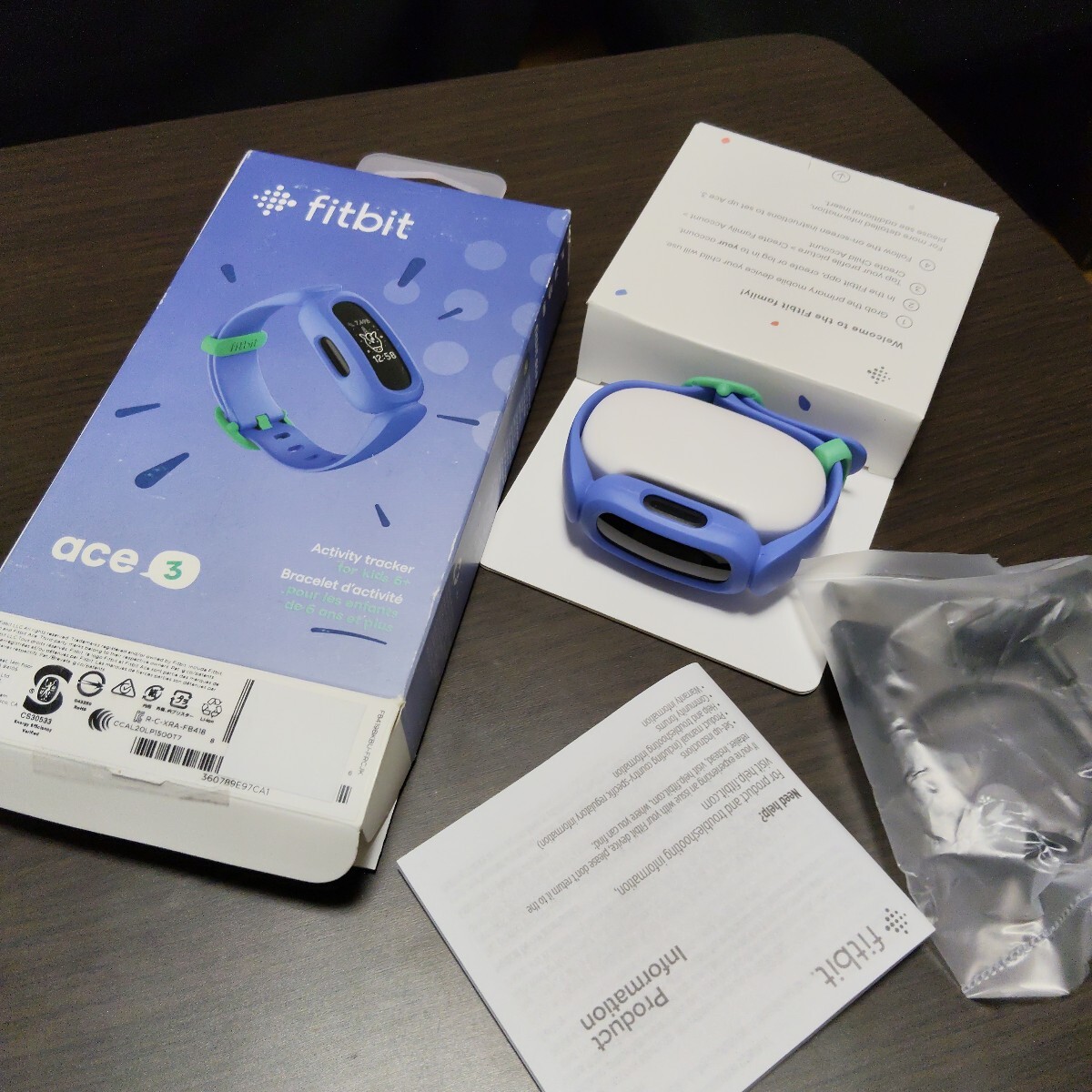 未使用●Fitbit　ace3●