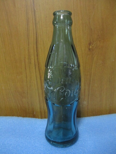 希少1950-60年代　アメリカ統治下　沖縄　サンコーラ　エンボス加工 瓶　ビンテージ
