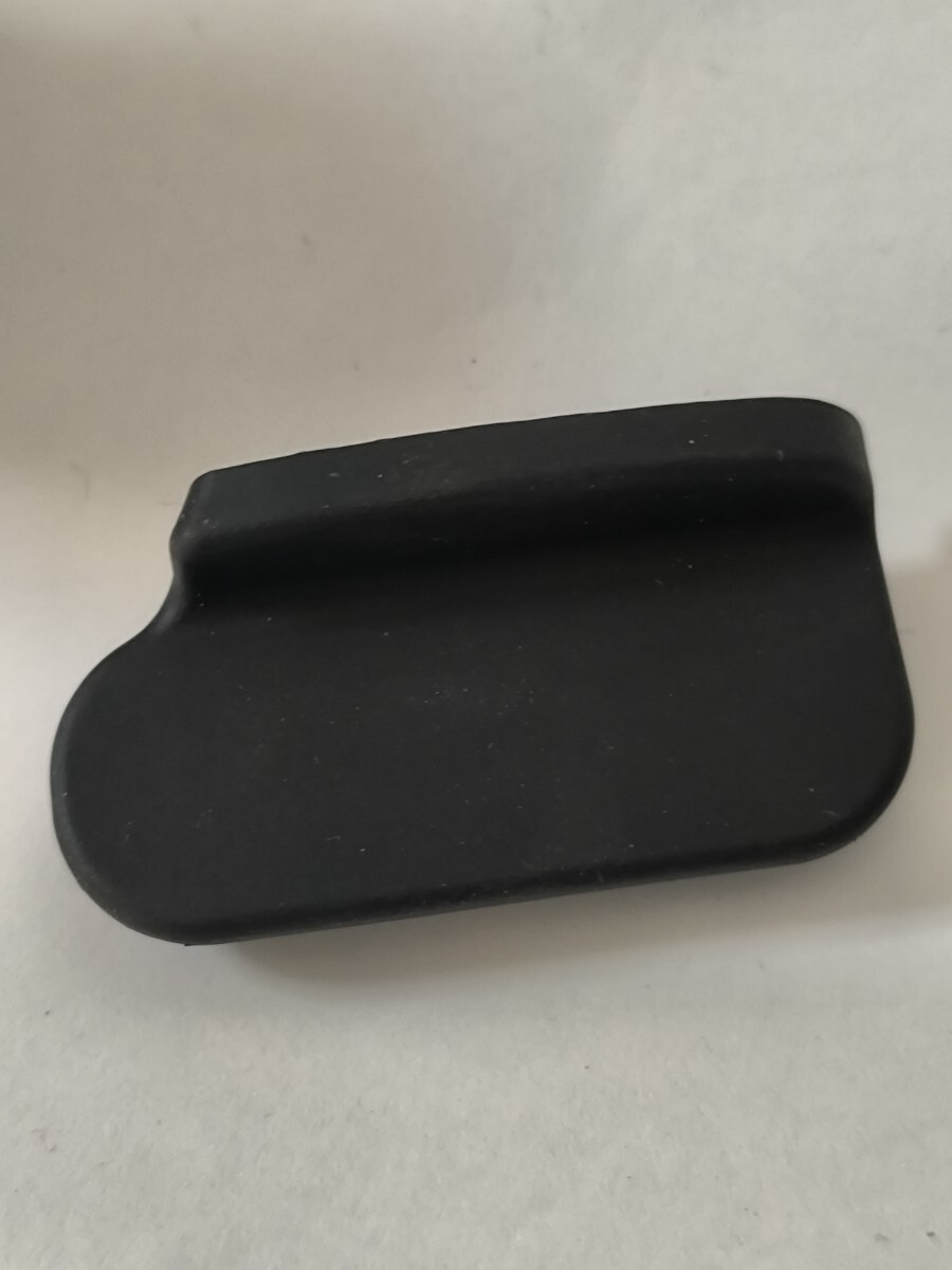 純正 キャノン　Canon カメラ　電池室ふた　対象機種：EOS-1D X Mark III/EOS R3