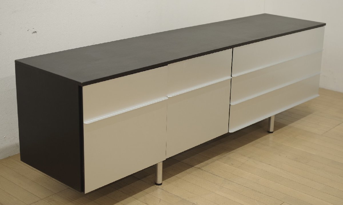 カッシーナ取扱 DePadova デパドヴァ SHINE シャイン サイドボード イタリア製 テレビボード アルミ ローボード モダン リビング オフィス