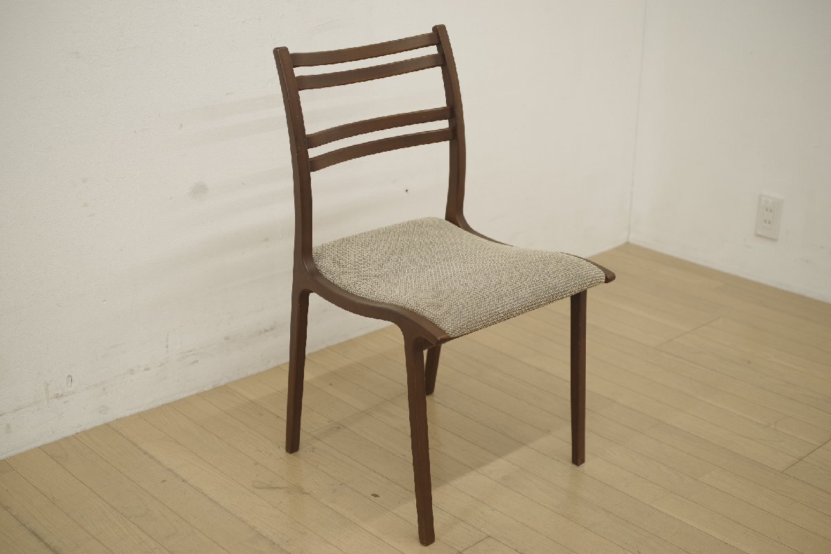 冨士ファニチア CALM カーム ダイニングチェア 超軽量 カフェ 北欧風 シンプル 食卓 椅子