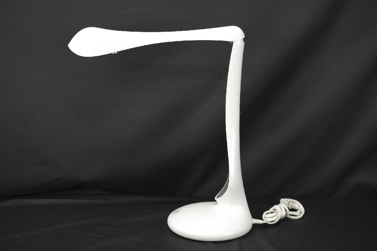 展示品 yamagiwa ヤマギワ BIOLITE EON バイオライト エオン SS100W 照明 2009年製 卓上スタンド デスクライト 学習 在宅 ホワイト