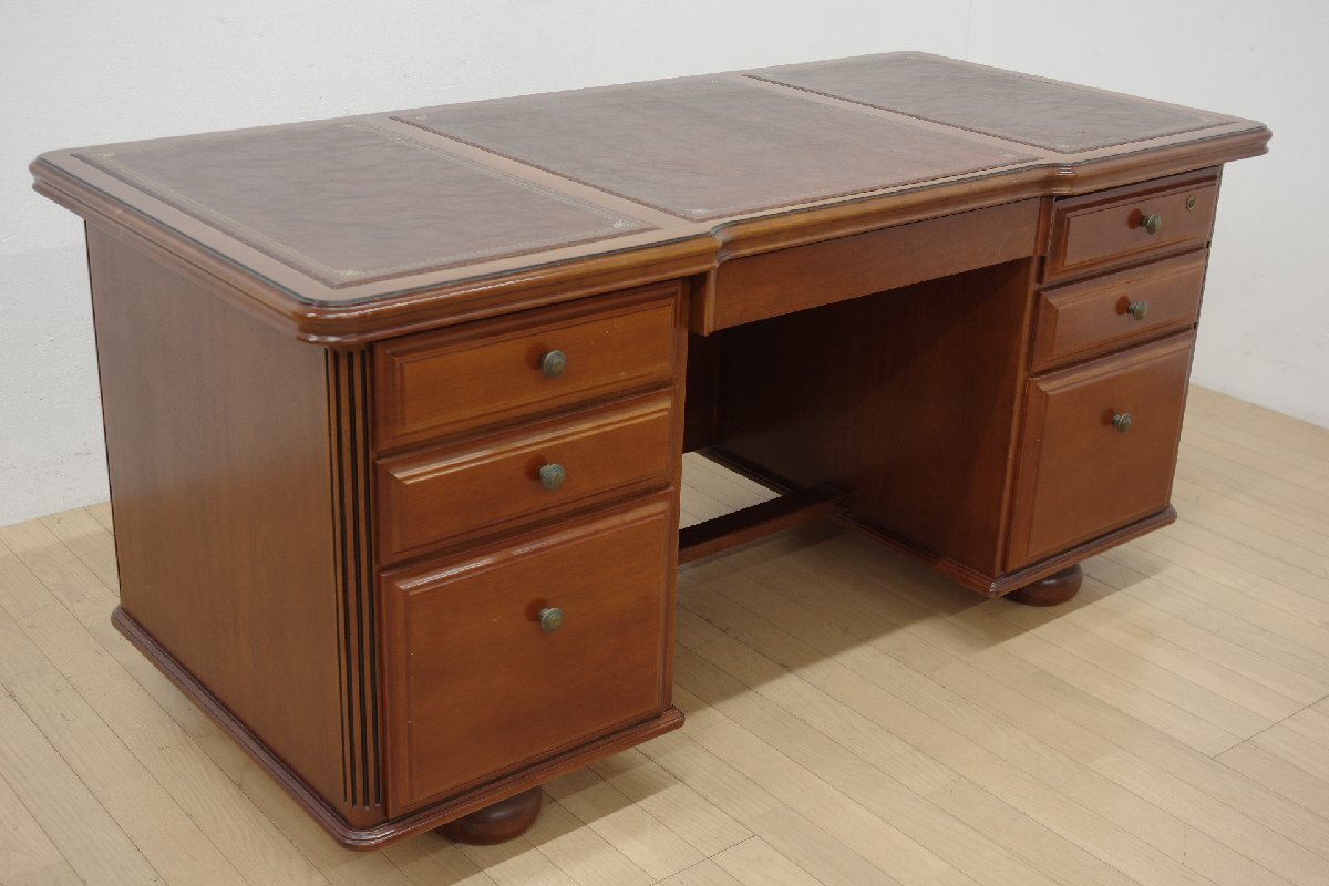 カリモク家具/karimoku 書斎机 パソコンデスク 両袖机 エグゼクティブ 事務 オフィス 社長机 アンティーク調 レザートップ 引出7杯 幅158cm