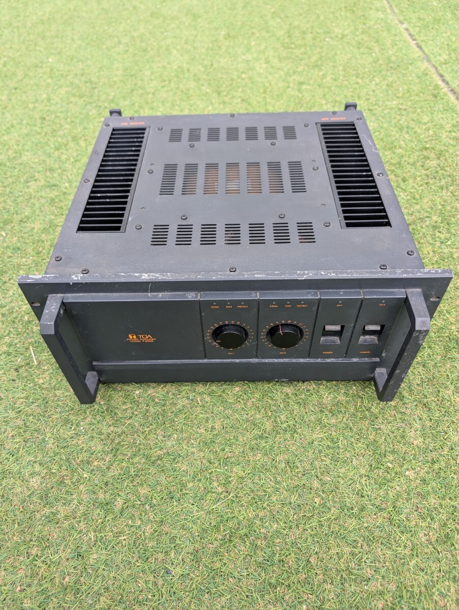 【音出ました】TOA トーア ステレオ パワーアンプ P300D 業務用 プロ用 300W＋300W　現状品