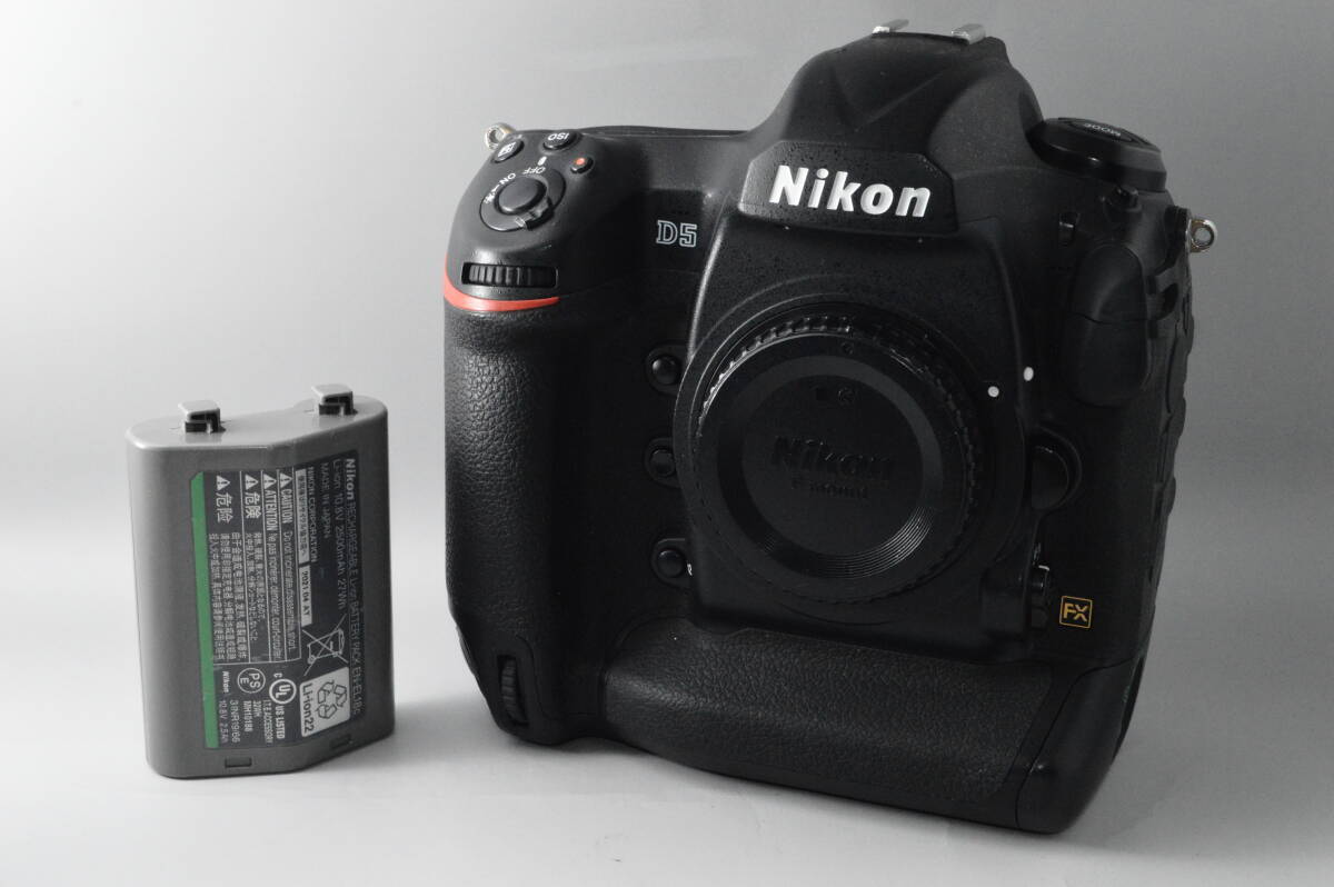 #a2529【美品】 Nikon ニコン D5 ボディ（XQD-Type）
