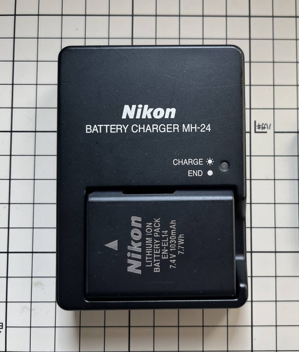 Nikon ニコン MH-24 バッテリーチャージャー（1個） + EN-EL14 対応バッテリー（1個）