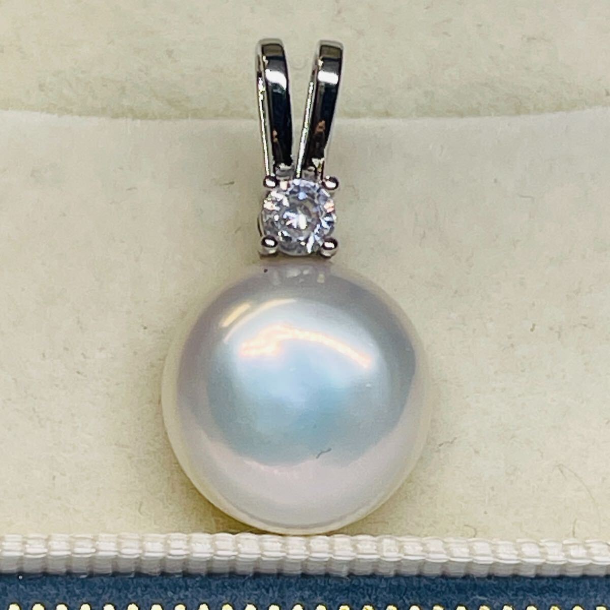 超系少カラー　本真珠 パール ペンダント　一粒　バロック ブルーグリーン虹色 無調色 12mm ペンダントトップ アクセサリー