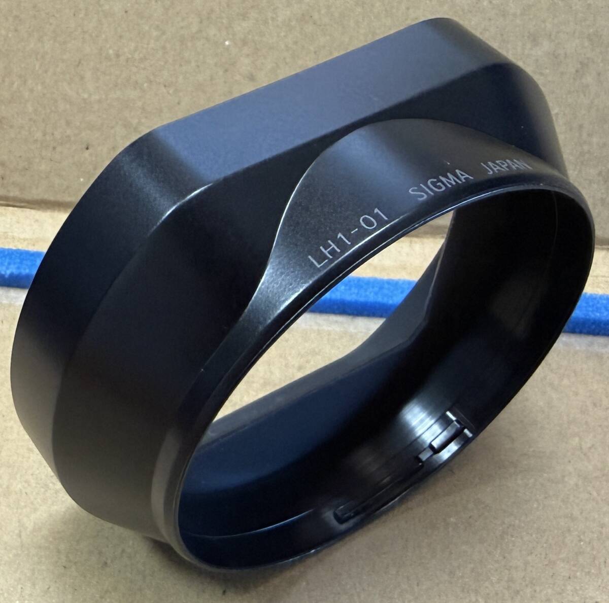 中古：SIGMAレンズフード LH1-01 DP1 Merrill専用レンズフード