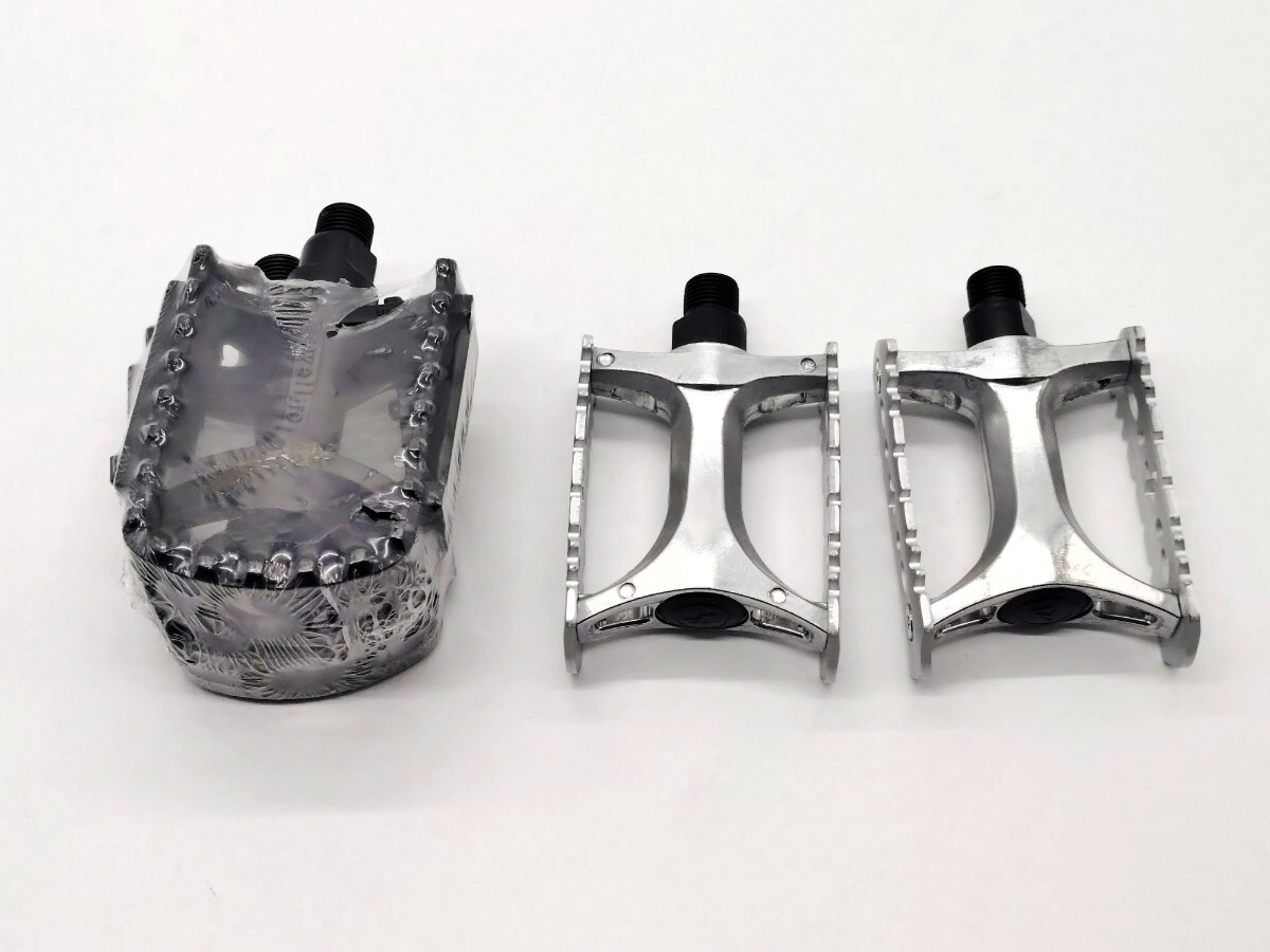 フラットペダル VP Components&Wellgo