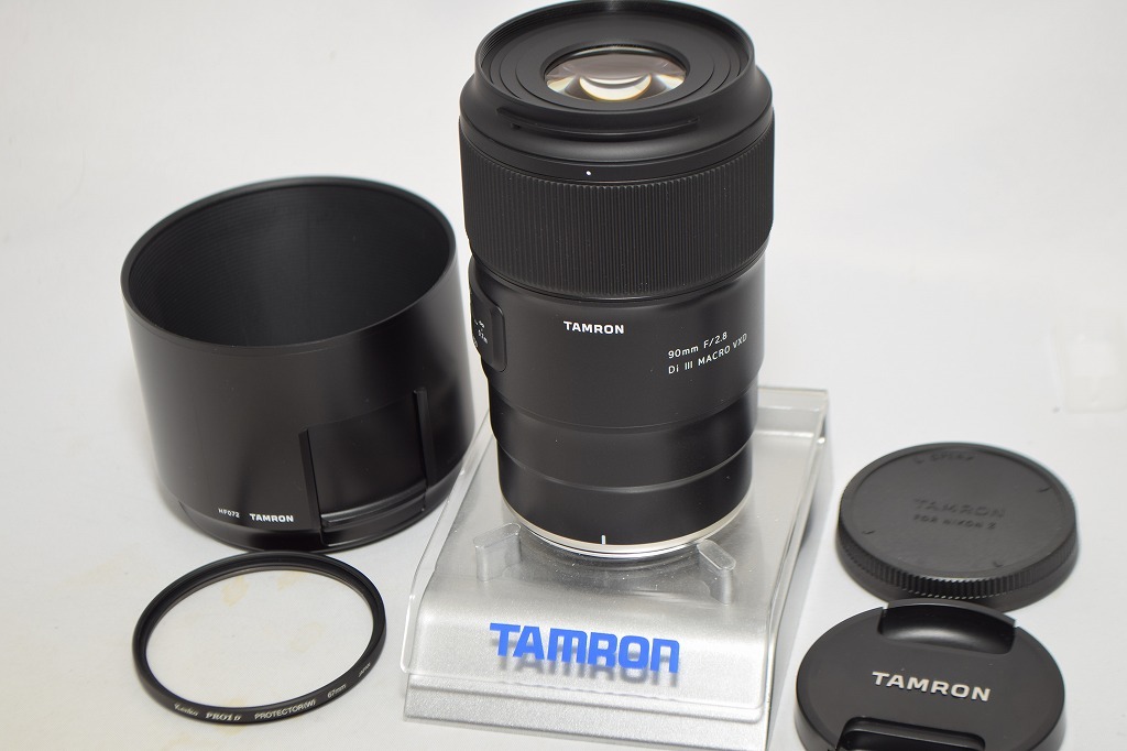 美品★TAMRON タムロン 90mm F2.8 Di Ⅲ MACRO VXD Model F072 Nikon ニコン Zマウント用★おまけ付・レンズフード付