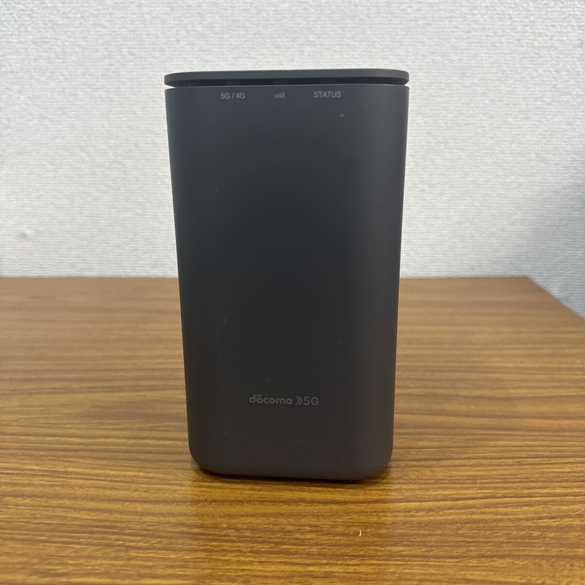 管260220 e ★☆ docomo home 5G HR02 ダークグレー　本体のみ