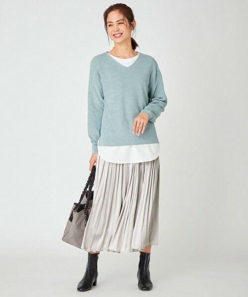 新品any fam コットンVネックニット　春物♪　ブルー系