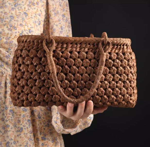 高品質極美品職人手作り良品　山葡萄かごバッグ 手編み山葡萄籠バッグ バスケット籐かご 　高級UPハンドバック
