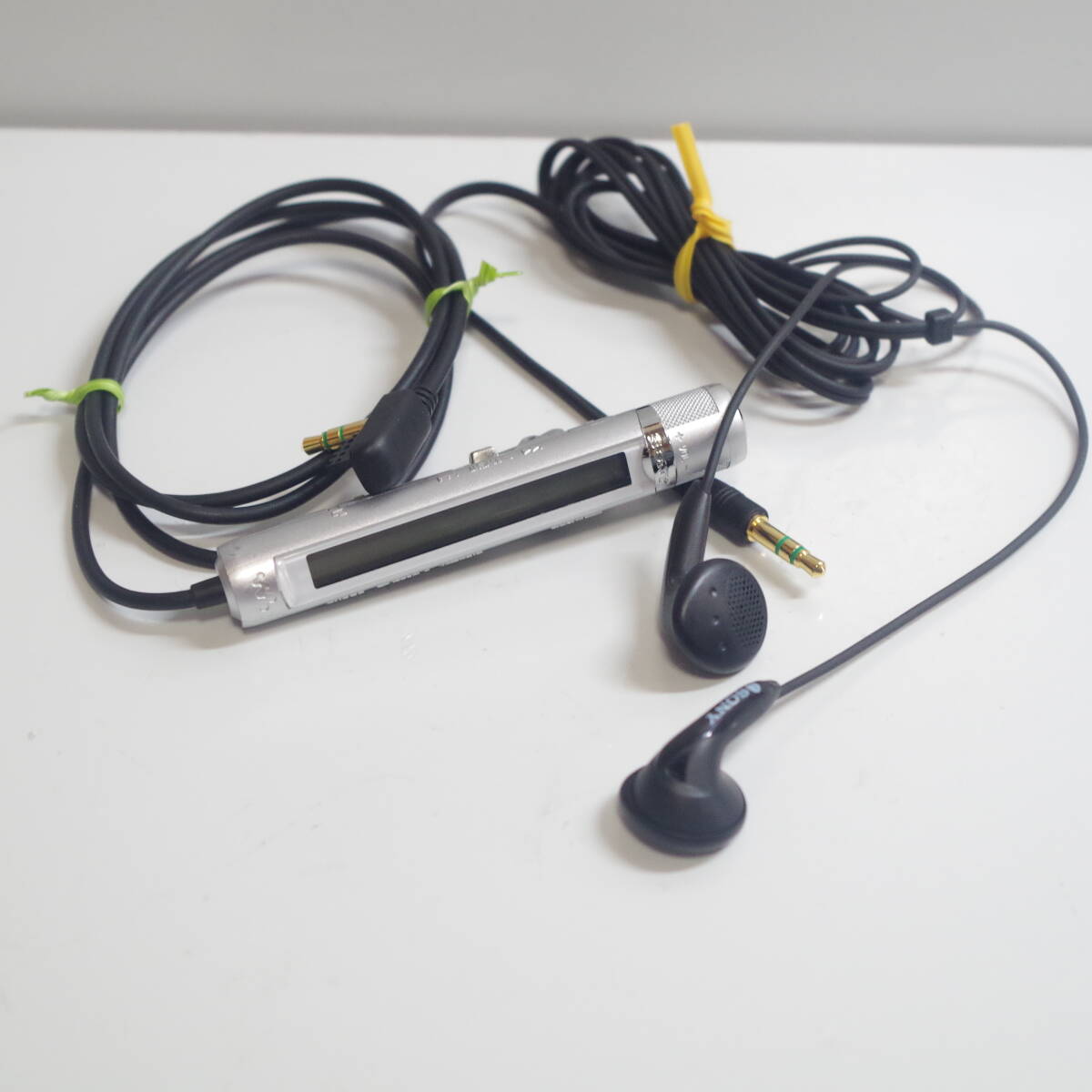 A4928 SONY ソニー MDウォークマン用リモコン RM-MC33EL