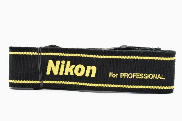 ★美品★ ニコン NIKON For PROFESSIONAL 黒 x 黄 ストラップ B03 ★★ #3161 #2220 #0
