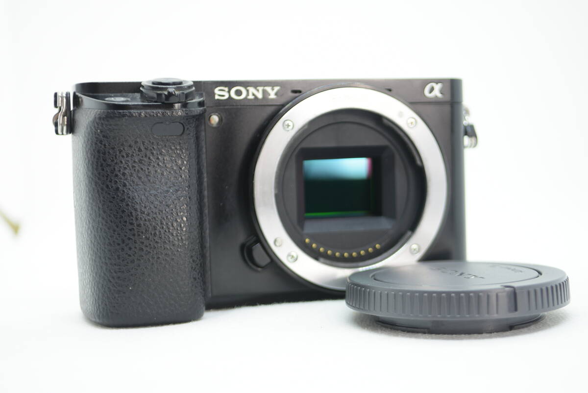 ★実用品★SONY ソニー α6000 ボディ ILCE-6000　　#4365