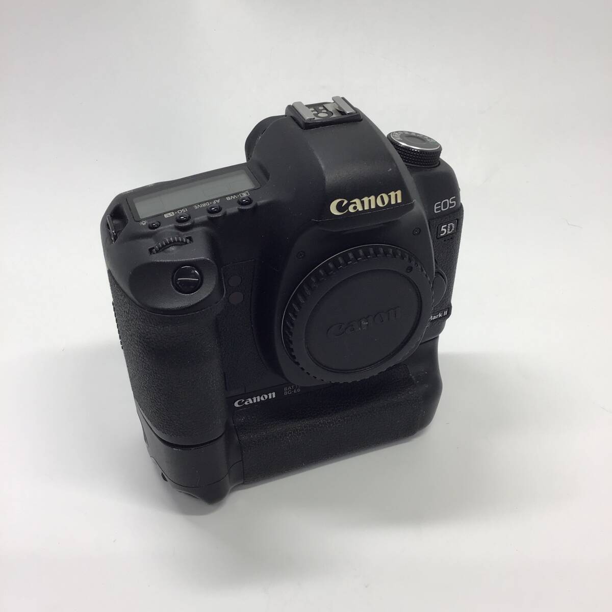 【中古】 Canon EOS 5D MarkⅡ　キヤノン デジタル一眼レフカメラ ボディ・バッテリーグリップBG-E6付 [2]