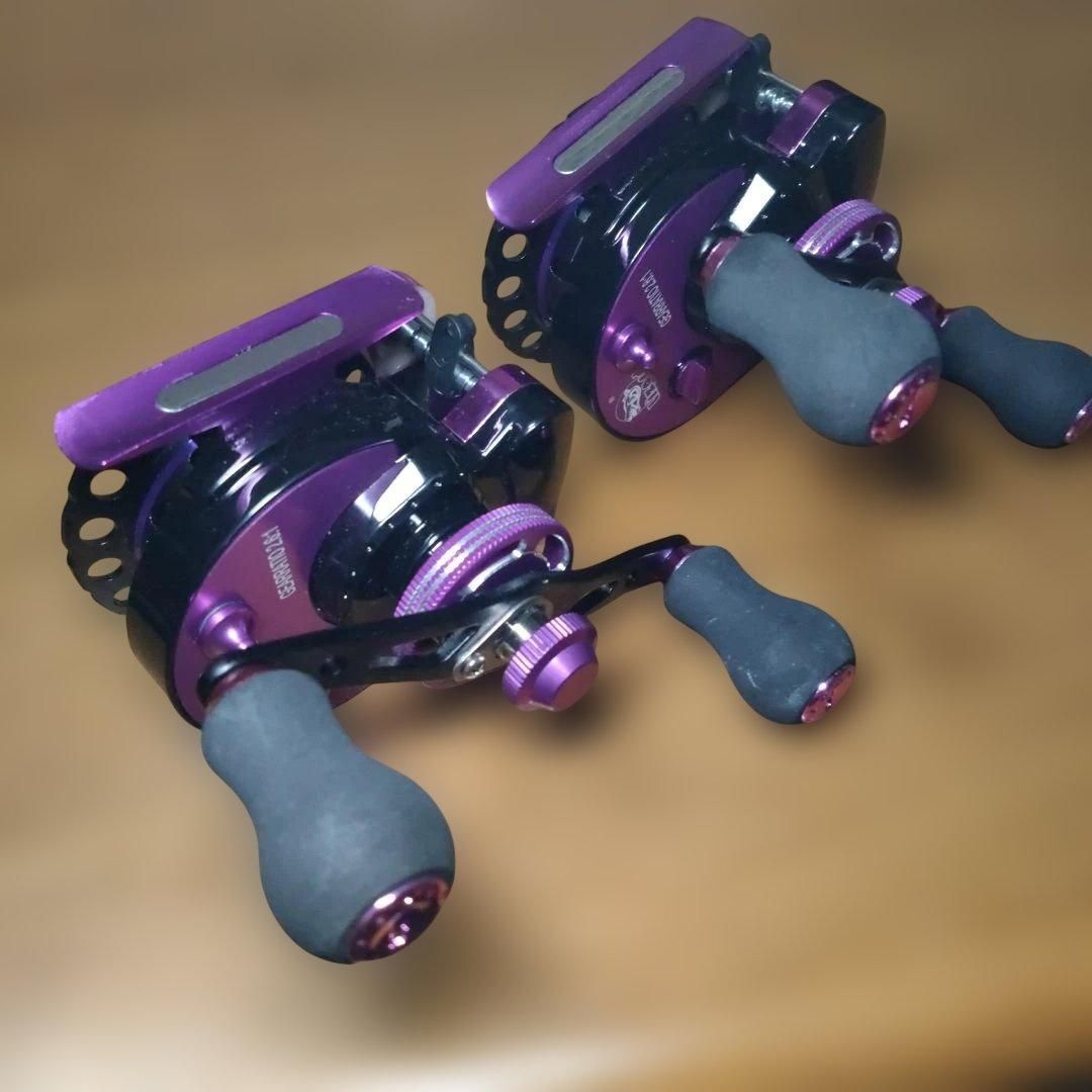 未使用 イカダリール2個(片方ジャンク) 筏釣り 落とし込み チヌ 右ハンドル レベルワインダー 釣り フィッシング 送料無料