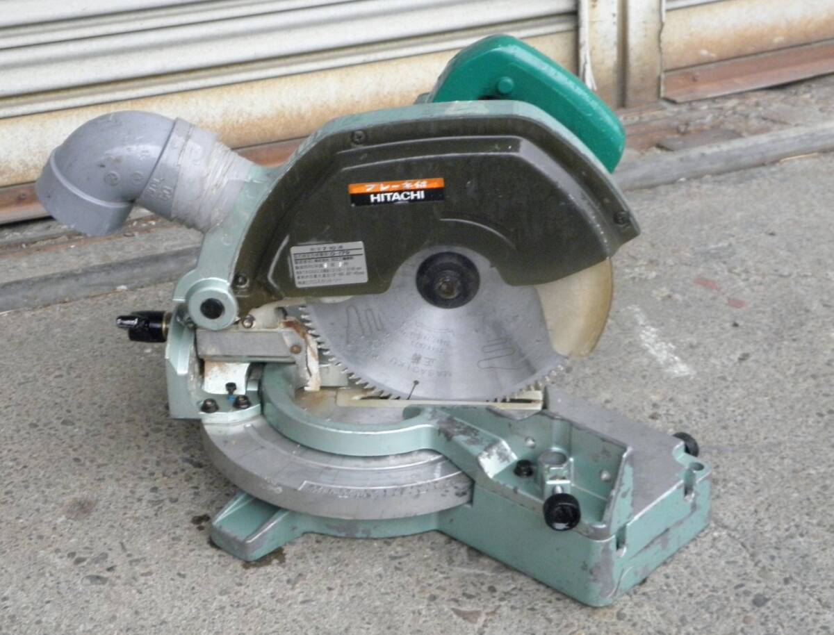中古 ★ HITACHI　　216㎜　卓上丸ノコ　　：　C8FC