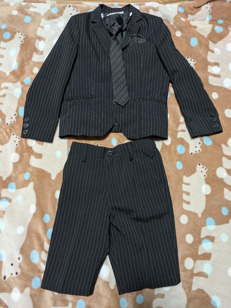 男の子　幼児　フォーマル スーツ　120サイズ　卒園　入学式に　1回のみ使用の美品　