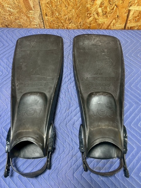 【2-50】ダイビングフィン　AQA　POWER EMDEN(パワーエムデン)　AQA