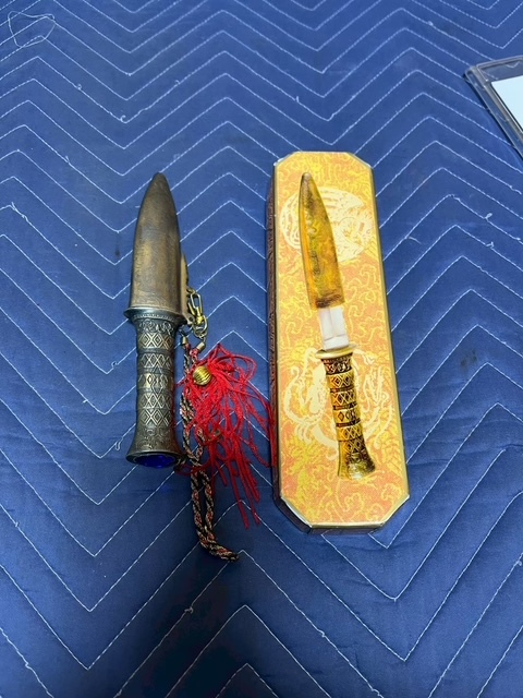 11-201 海外装飾刀剣